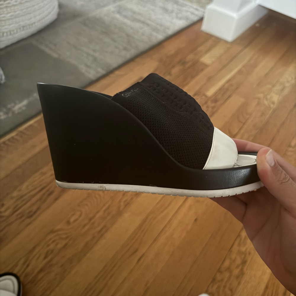 Calvin Klein Women’s Black White Wedge Sandals Slip-On Platform